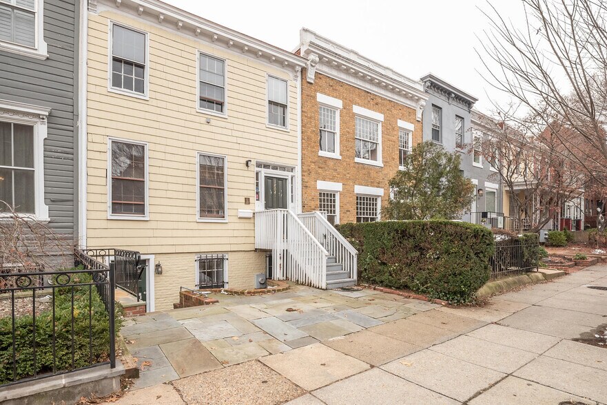 More Photos Of 1804 T St NW, Washington Office For Lease