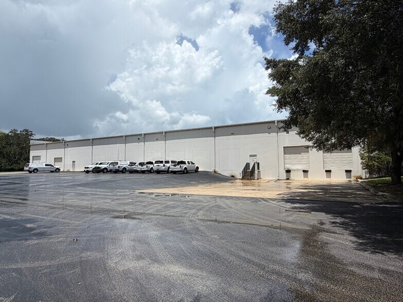More Photos Of 4245 S Pipkin Rd, Lakeland Warehouse For Sale