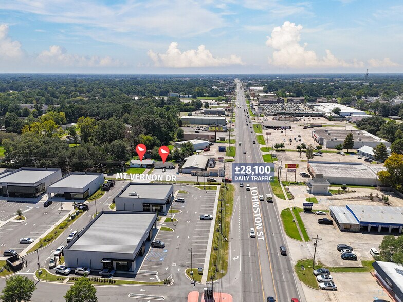 More Photos Of 196-198 Mount Vernon Dr, Lafayette Freestanding For Sale