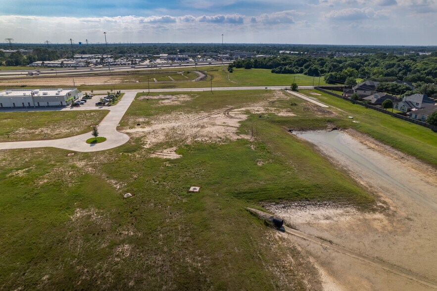 More Photos Of 1025 Grand Oak Boulevard, League City Land For Sale