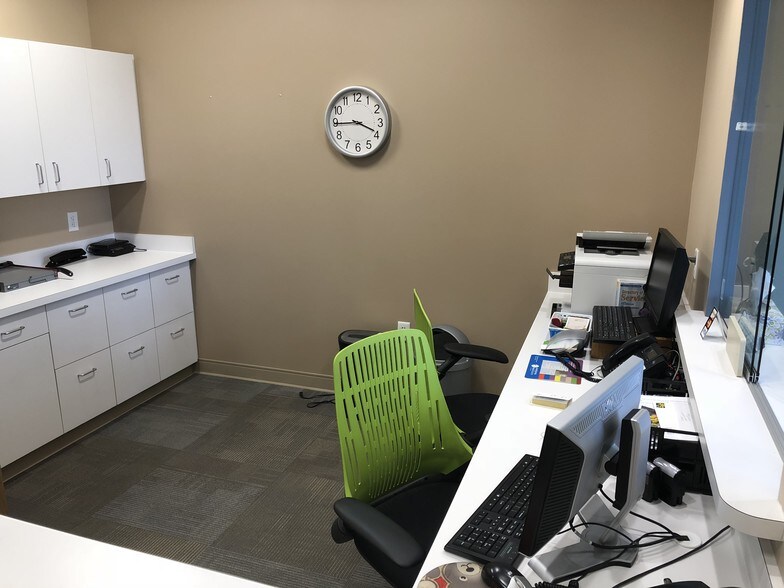 More Photos Of 1150 Omega Dr, Hagerstown Medical For Sale