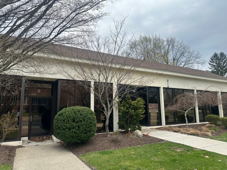 More Photos Of 471-475 Longmeadow St, Longmeadow Freestanding For Lease