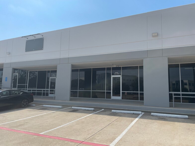 More Photos Of 6905 K Ave, Plano Light Distribution For Lease