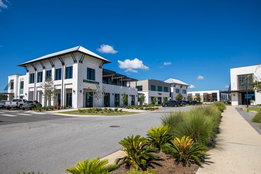 More Photos Of 19 Plaza Way, Watersound General Retail For Lease