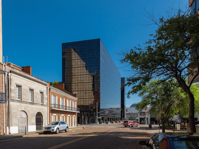 More Photos Of 200 S Lamar St, Jackson Office For Sale