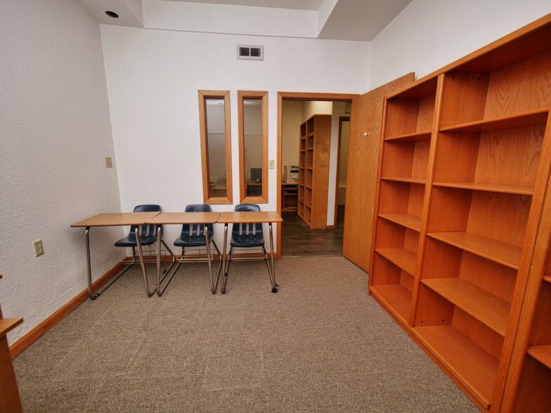 More Photos Of 1927-1929 Taraval St, San Francisco Apartments For Lease