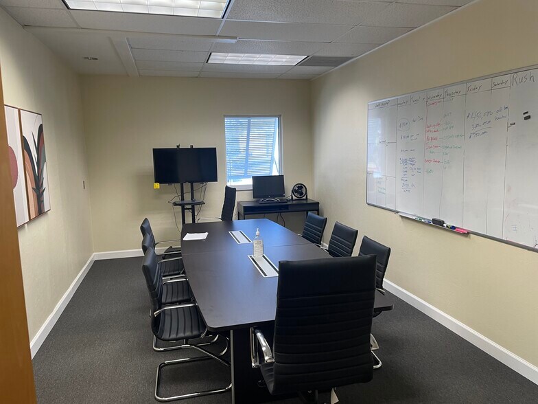 More Photos Of 25560 Technology Blvd, Punta Gorda Office For Sale