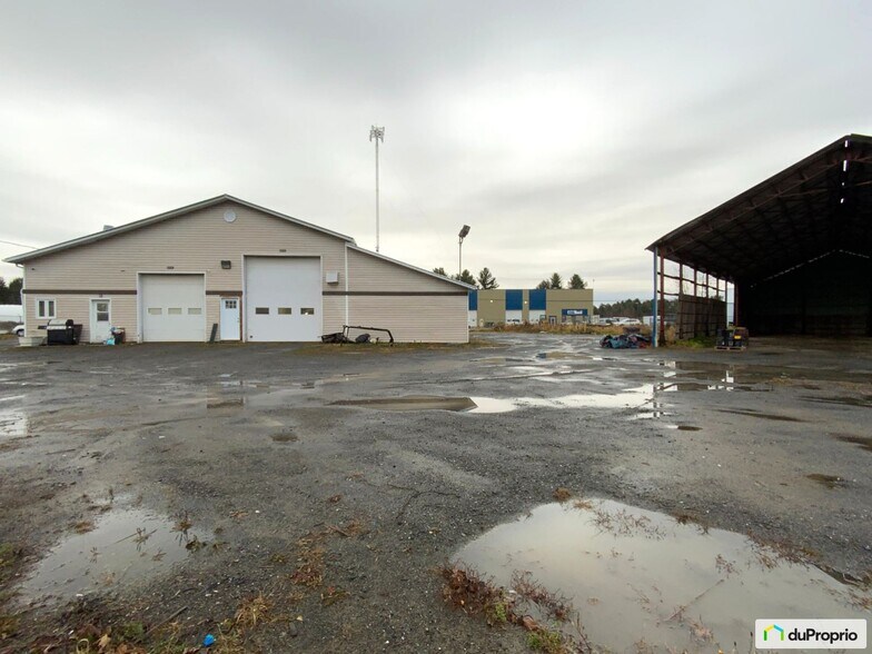 More Photos Of 30 Rte 122, Sainte-clotilde-de-horton Industrial For Sale