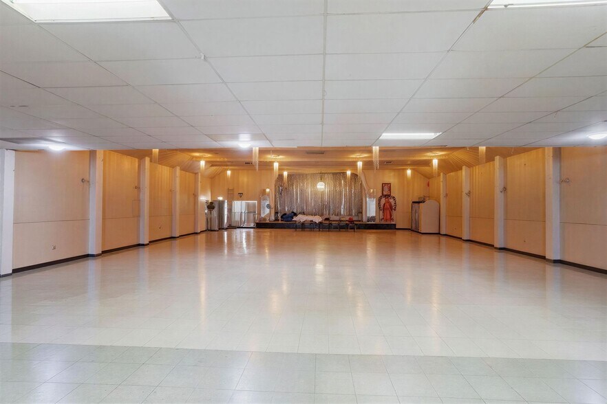 More Photos Of 7916 S Central Ave, Los Angeles Storefront Retail Residential For Sale