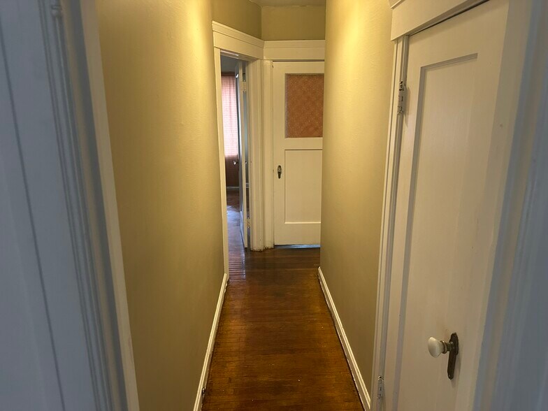 More Photos Of 150 W Stadium Dr, Stockton Apartments For Sale