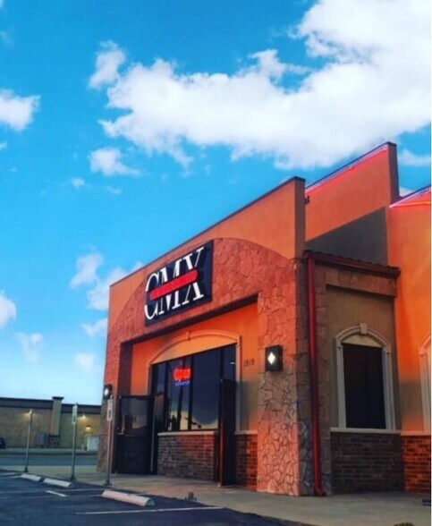 More Photos Of 1919 N Perkins Rd, Stillwater Restaurant For Sale