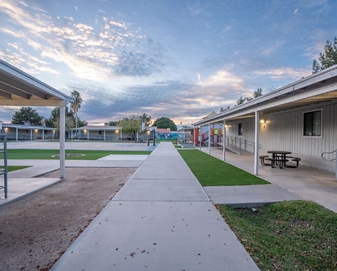 More Photos Of 960 N Stapley Dr, Mesa Specialty For Lease