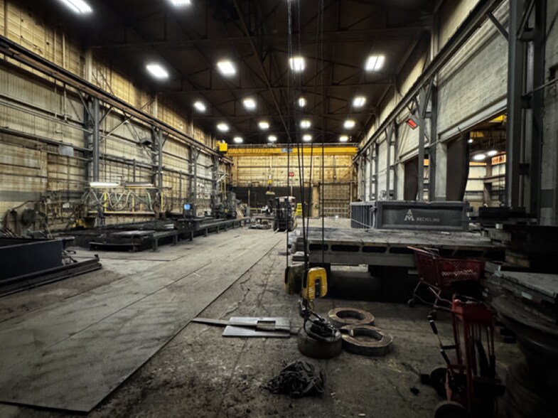 More Photos Of 7401-7447 Intervale St, Detroit Manufacturing For Lease