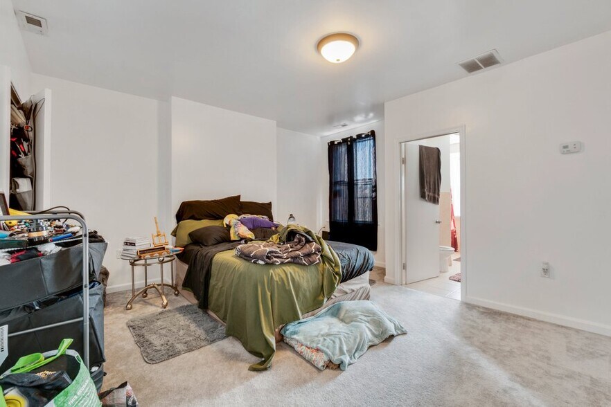 More Photos Of 2516-2520 N Charles St, Baltimore Apartments For Sale