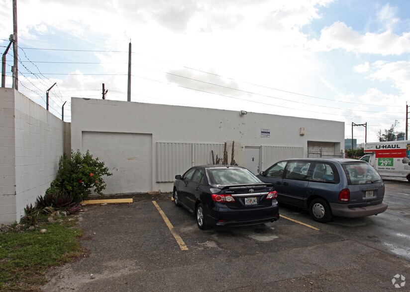 More Photos Of 618 NW 6th Ave, Fort Lauderdale Warehouse For Lease