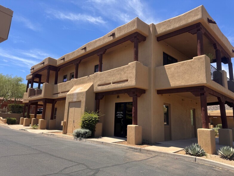 More Photos Of 7202 E Carefree Dr, Carefree Office For Lease
