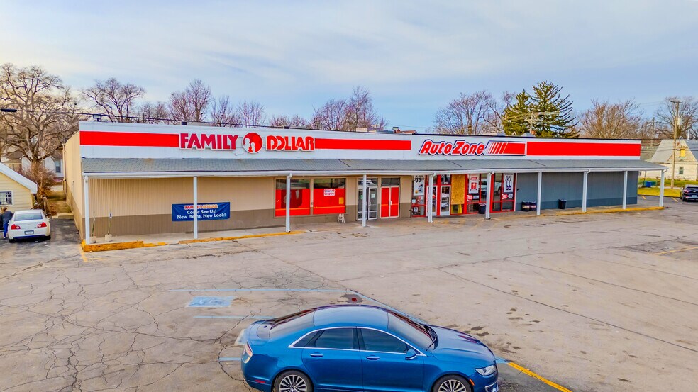 More Photos Of 915 N Washington St, Kokomo Freestanding For Sale