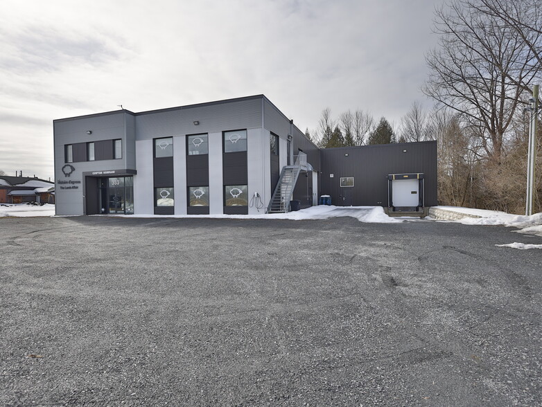 More Photos Of 333 Ch Brosseau, Cowansville Industrial For Lease