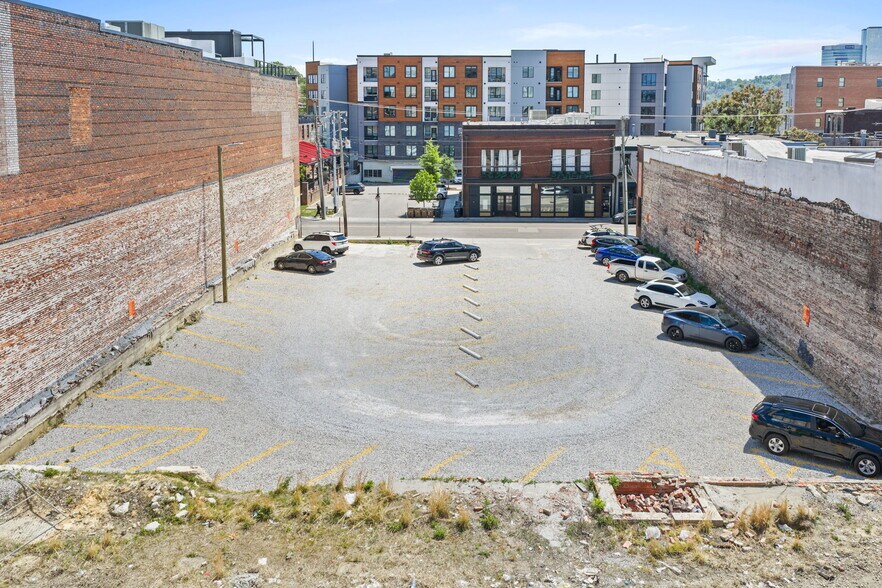 More Photos Of 115 E Jackson Ave, Knoxville Land For Sale