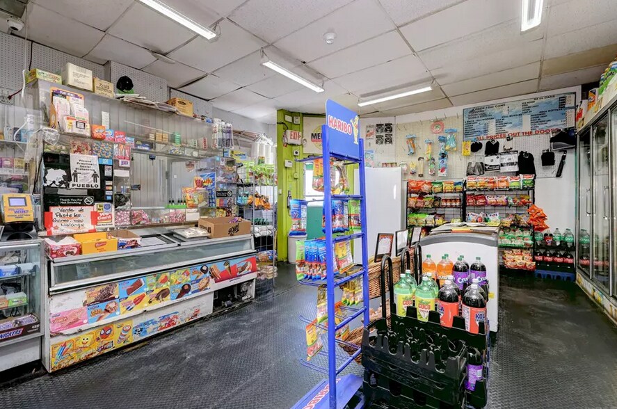 More Photos Of 420-428 Pembroke St, Bridgeport General Retail For Sale