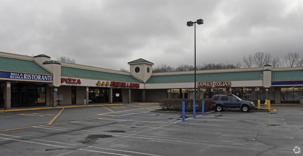 More Photos Of 264-350 Middle Country Rd, Coram Unknown For Lease