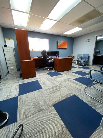 More Photos Of 2290 E Hill Rd, Grand Blanc Medical For Sale