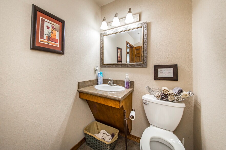 More Photos Of 2911 Pine St, Arkadelphia Medical For Sale