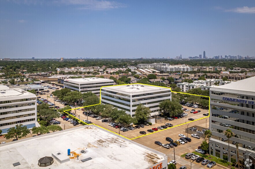 More Photos Of 2646 S Loop W, Houston Medical For Lease
