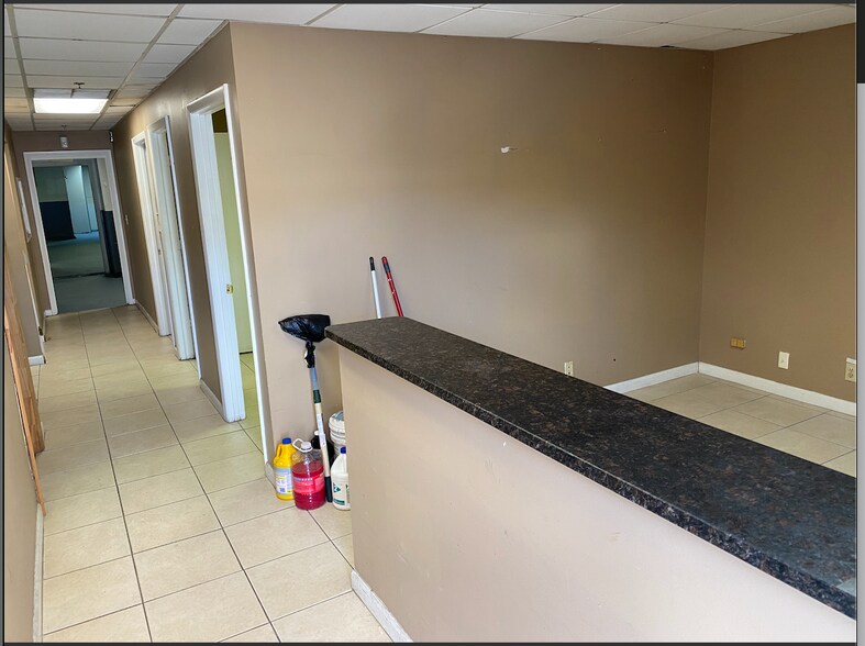 More Photos Of 1360 NW 65th Ave, Plantation Warehouse For Lease