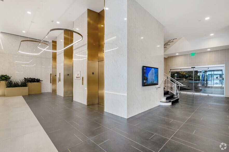 More Photos Of 10921 Wilshire Blvd, Los Angeles Medical For Lease