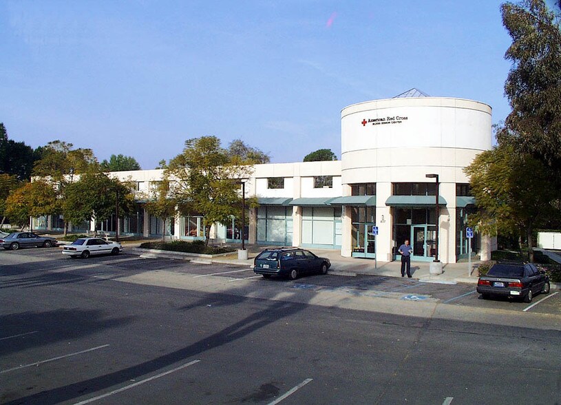 More Photos Of 837 W Christopher St, West Covina Medical For Lease