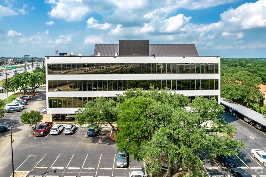 More Photos Of 15600 San Pedro Ave, San Antonio Office For Lease