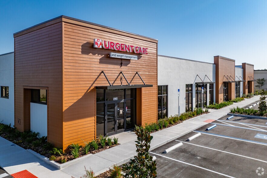 More Photos Of 16232 Redstone Wy, Odessa General Retail For Lease