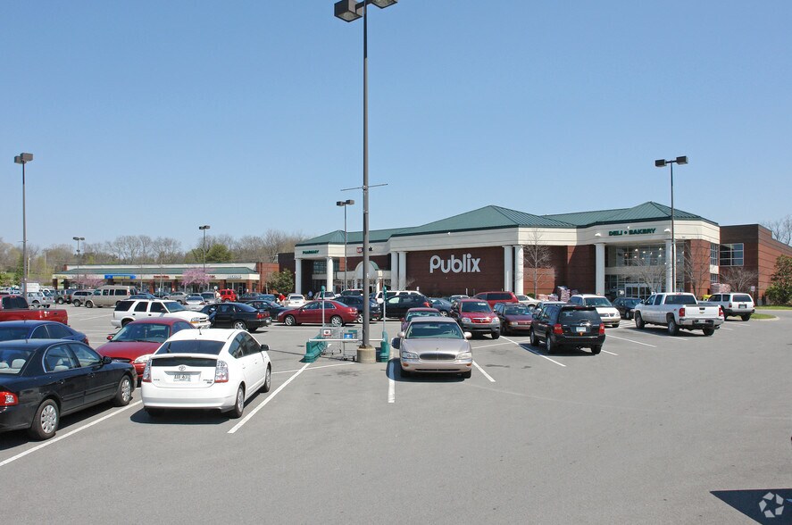 More Photos Of 2020 Fieldstone Pkwy, Franklin Unknown For Lease
