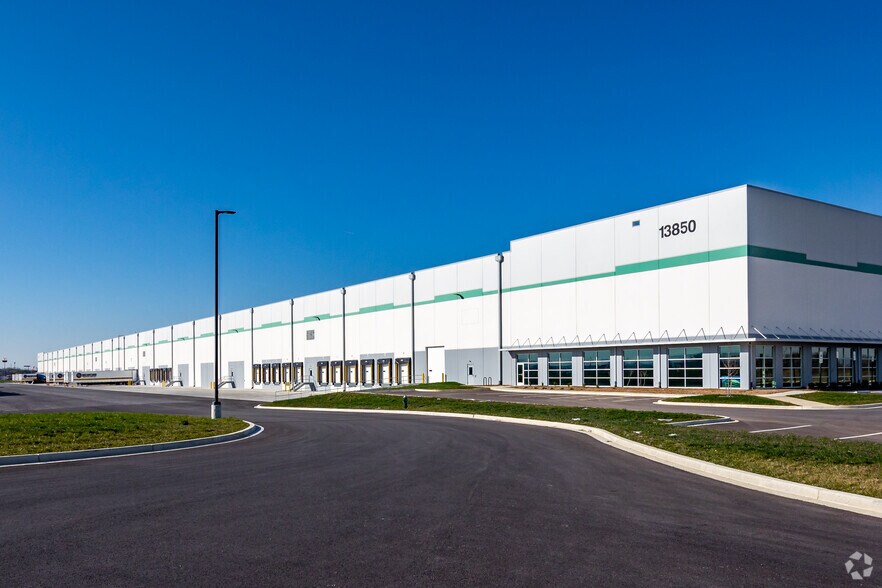 More Photos Of 18245 Showalter Rd, Hagerstown Warehouse For Lease