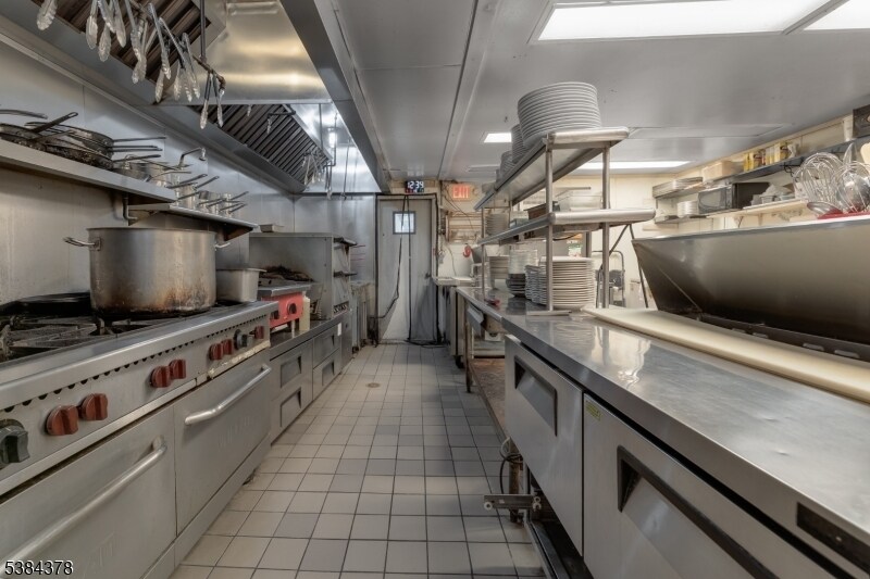 More Photos Of 92 Water St, Milford Restaurant For Sale