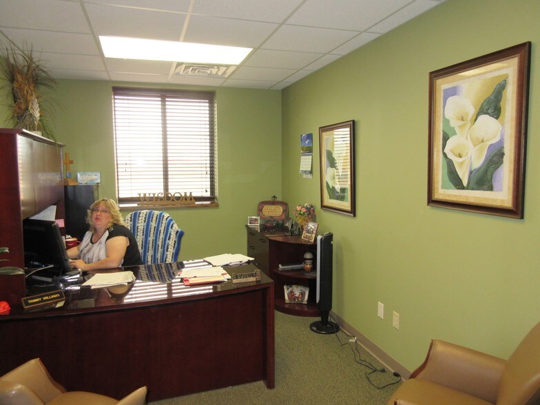 More Photos Of 1600 W Pancake Blvd, Liberal Warehouse For Sale