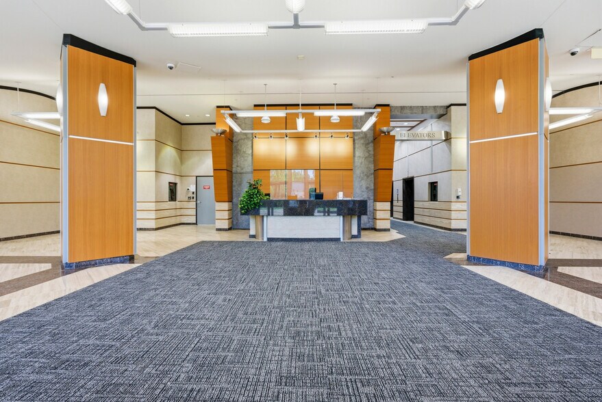 More Photos Of 150 Ferrand Dr, Toronto Unknown For Lease