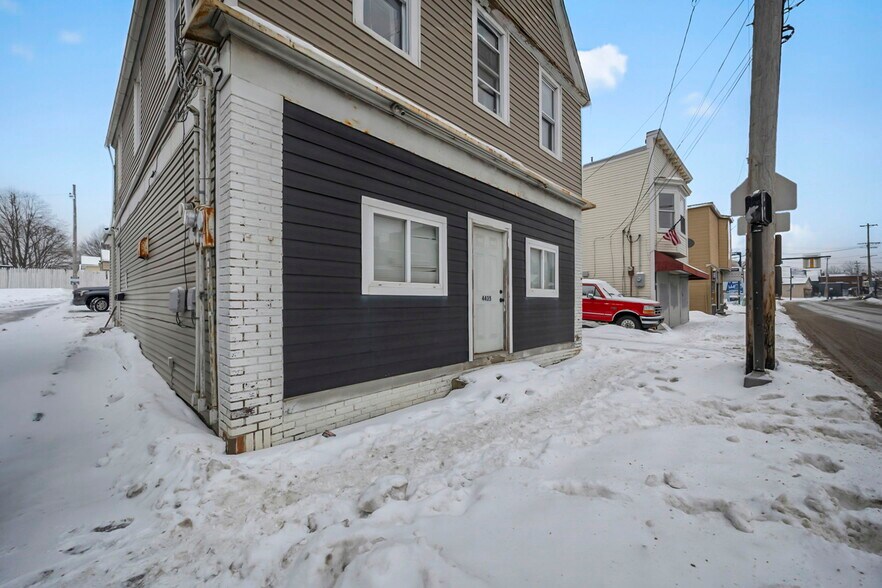 More Photos Of 4435 State Rd, Cleveland Storefront Retail Residential For Sale