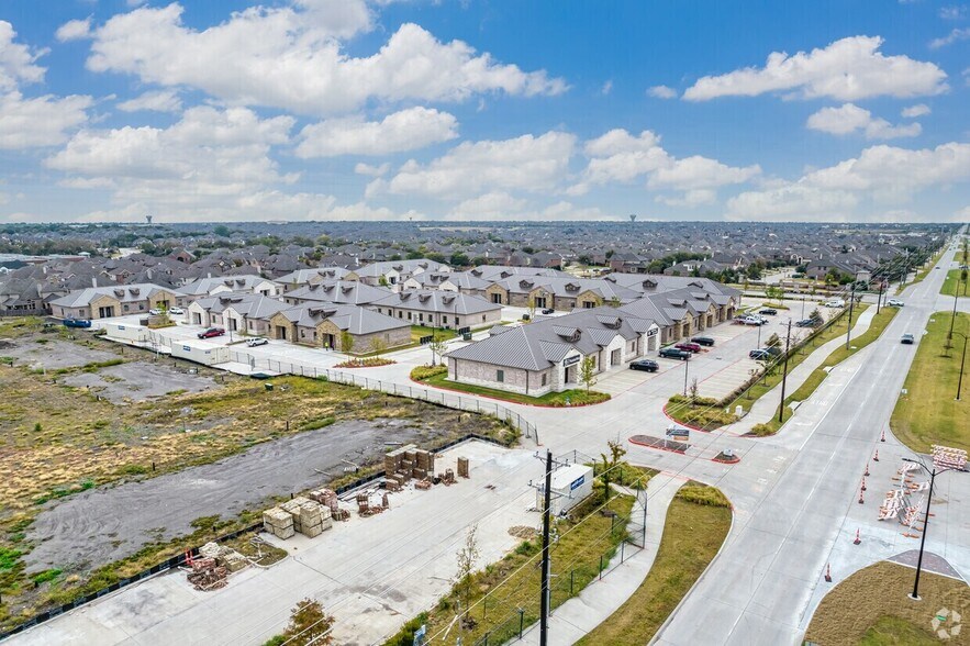 More Photos Of 1400 N Coit Rd, McKinney Unknown For Lease