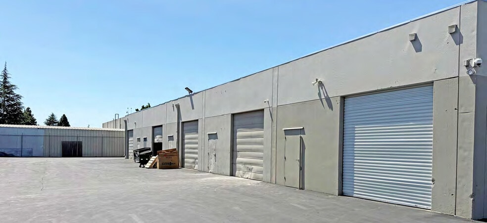 More Photos Of 31284 San Antonio St, Hayward Warehouse For Lease
