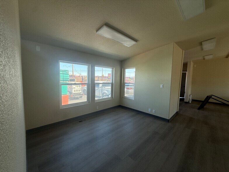 More Photos Of 1735 Athol Ave, Henderson Land For Lease