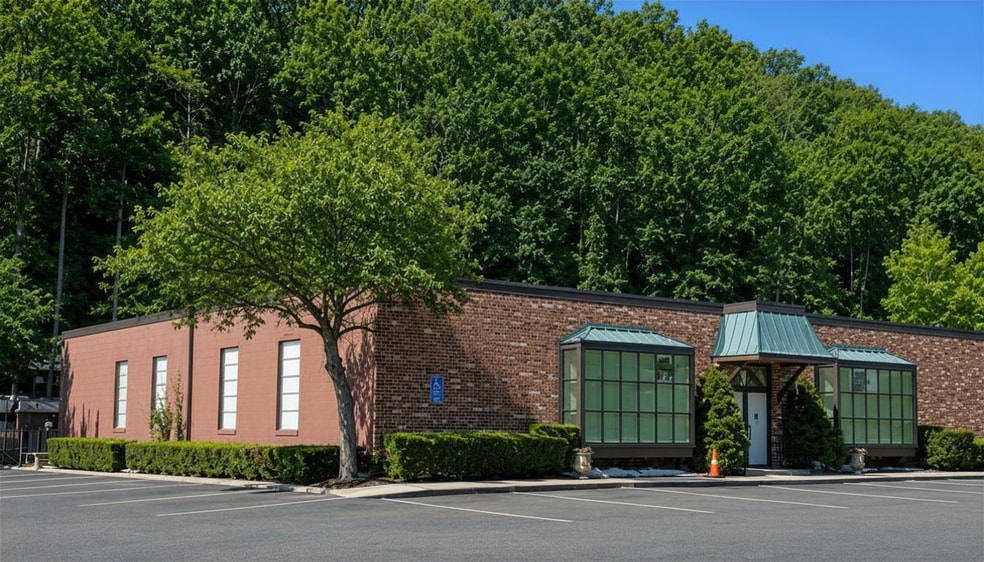 Primary Photo Of 631-643 Danbury Rd, Wilton Freestanding For Lease