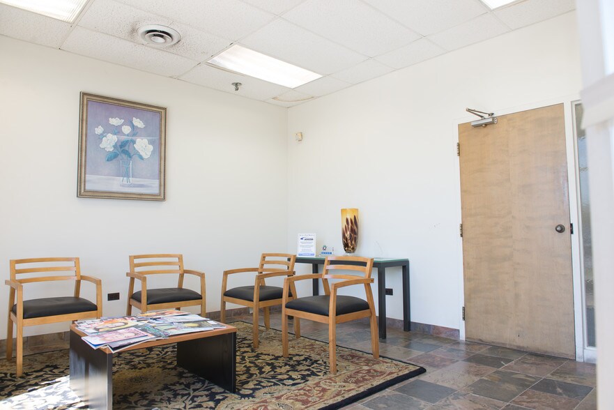 More Photos Of 5858 W 73rd St, Bedford Park Manufacturing For Sale