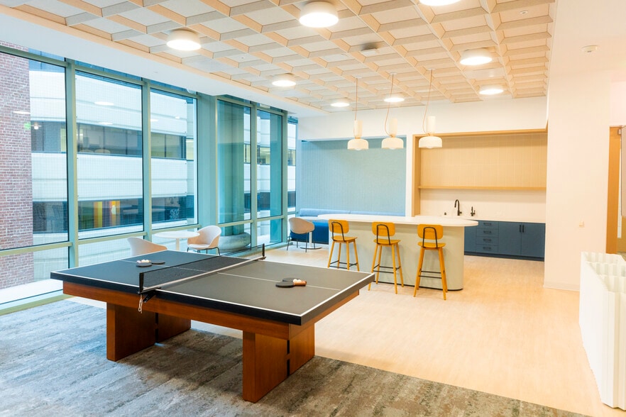 More Photos Of 135 Main St, San Francisco Office For Lease