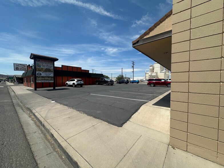 More Photos Of 140 E Main St, Fernley General Retail For Sale