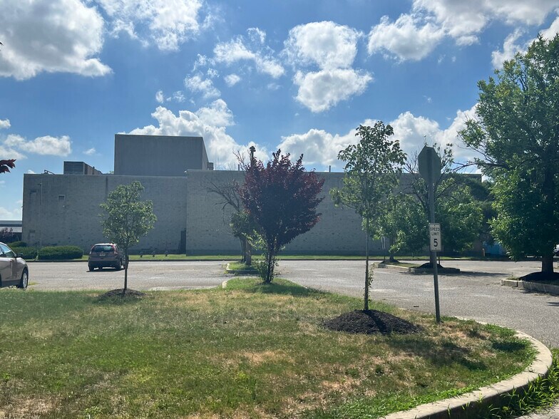 More Photos Of 301 Cuthbert Blvd, Cherry Hill Warehouse For Sale