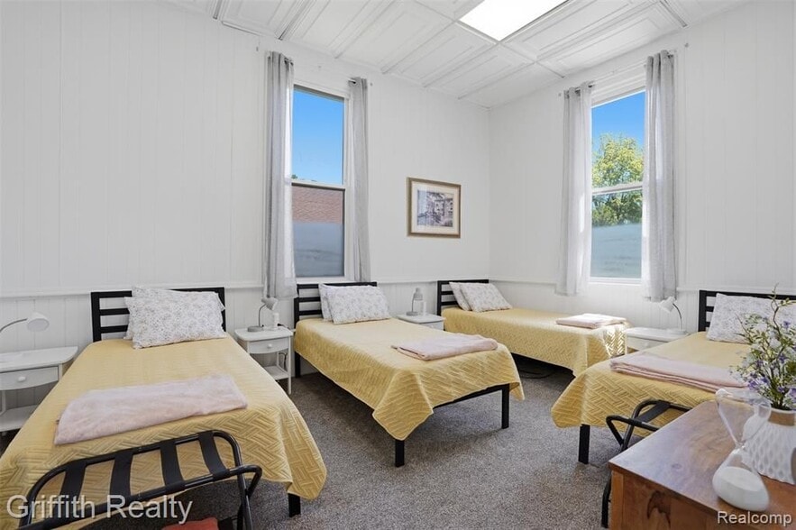 More Photos Of 131 E Main St, Vernon Religious Facility For Sale