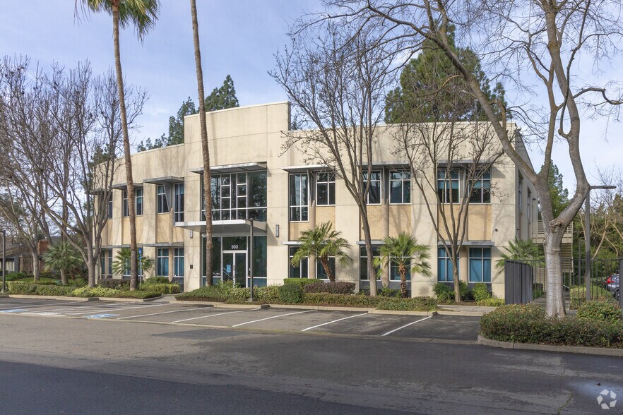 More Photos Of 900 University Ave, Sacramento Office For Lease