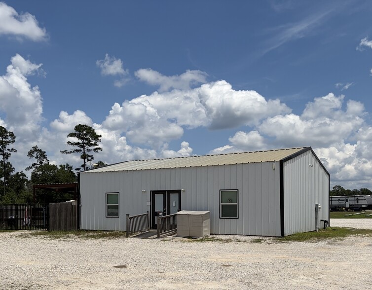 More Photos Of 1222 Jeffcote Road, Conroe Manufactured Housing Mobile Home Park For Sale